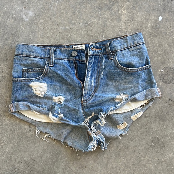 RVCA | DENIM SHORTS - Picture 1 of 6